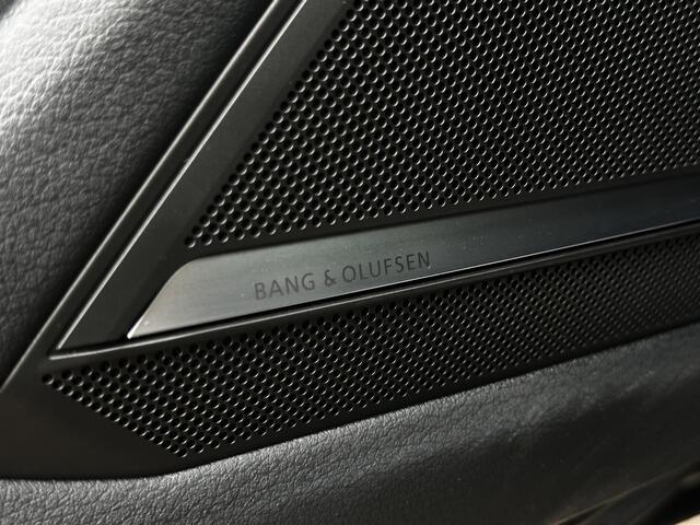 Audi A6 Avant 45 TFSI quattro Sport S line edition | Trekhaak | Pano | Quattro | Bang & Olufsen | Stoelverwarming |