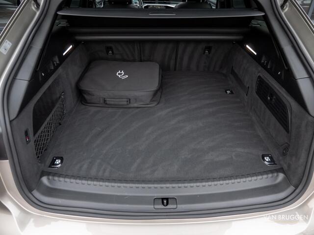 Audi A6 Avant 55 TFSI e quattro S-Line Pano Trekh 360 Massage 21" Individual