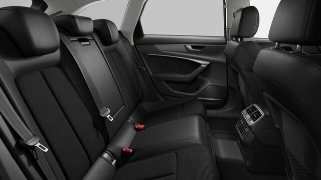 Audi A6 Avant 55 TFSI e quattro Adaptieve Cruise Control - Head up - Privacy glas - Sportstoelen - Stoelverwarming vóór - B&O - MMI navigatie - Achteruitrijcamera - Sportonderstel - Multifunctioneel lederen sportstuurwiel -