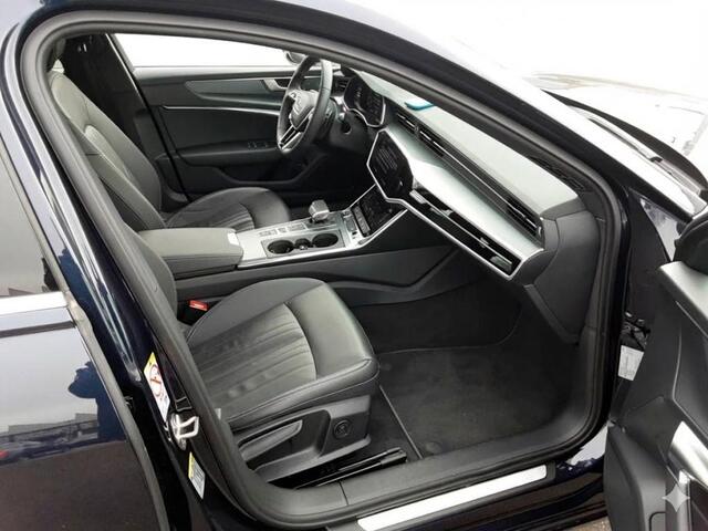 Audi A6 Avant 50 TFSI e quattro Advanced edition 299pk | komt half februari binnen | Panoramadak | Wegklapbare trekhaak | Parkeercamera | Stoelverwarming | Matrix Led verlichting | Adaptieve cruise controle