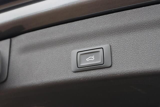 Audi A6 Avant 50 TFSI e quattro S edition 299pk S-Tronic