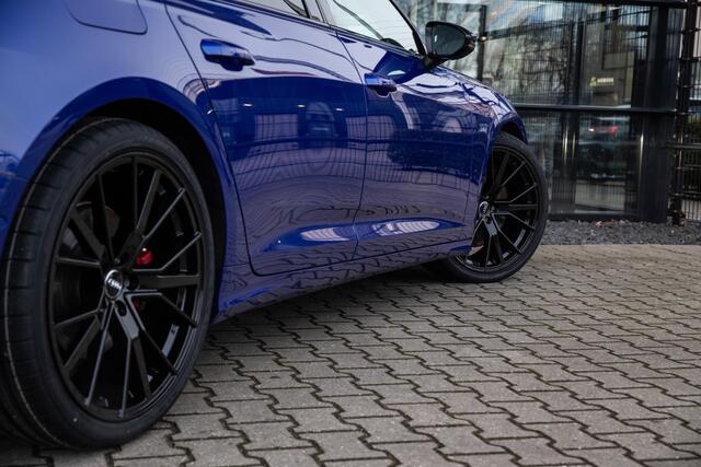 Audi A6 Avant 55 TFSI e quattro Pro Line S Competition Ultra blauw, Panoramadak, 3D camera, B&O, Trekhaak,