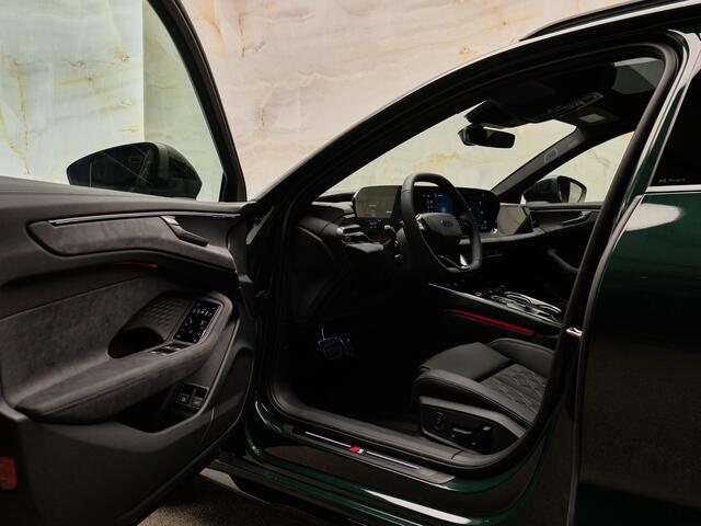 Audi A6 Avant E-Hybrid Quattro S Edition Competition , Edition 1, Audi Exclusive, 21", pano, tr.haak, B&O, luchtv., OLED, matrix-LED, memory, massage, HUD, privacy