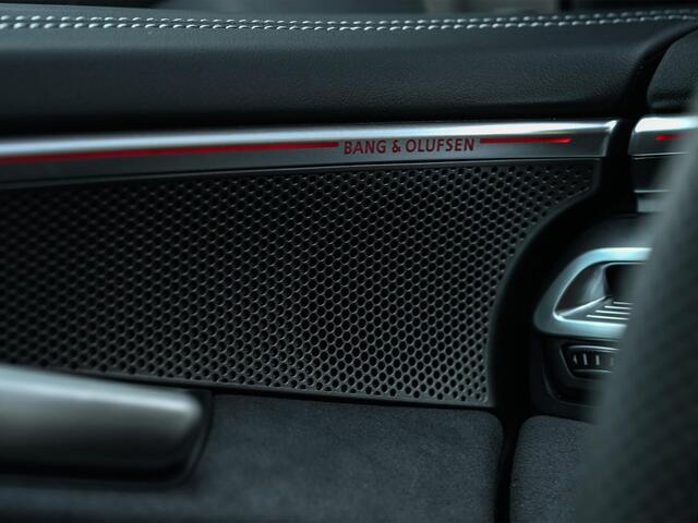 Audi A6 Avant 2.0 e-hybrid quattro S edition Competition | Panoramadak | B&O | Achterasbesturing | Ambiance Interieur | 360 Camera | Trekhaak | Memory-Seats | Stoelverwarming | Passagiers Display | Active Cruise |