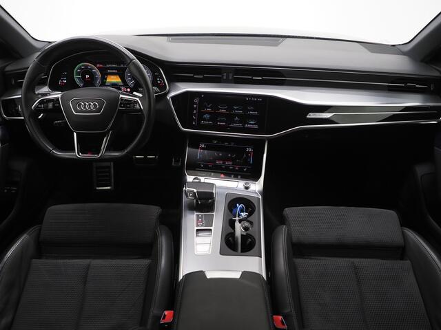 Audi A6 Avant 55 TFSI e quattro Competition Full Black | Leder/Alcantara | Trekhaak | Adaptive Cruise | Keyless | Camera | Memory | Carplay