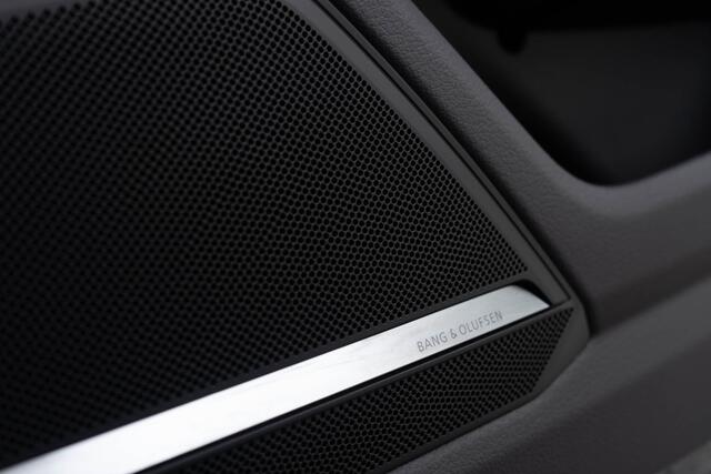 Audi A6 Avant 50 TFSI e Quattro / Head-Up Display/ Bang & Olufsen Sound System/ Cruise Control/ Panoramadak/ 220kW (300PK)