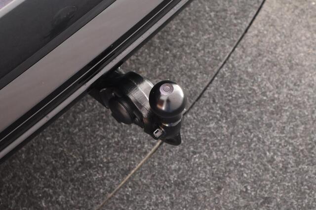 Audi A6 Avant e-tron S edition performance 367pk 100 kWh Leder Memory Trekhaak 360Camera Keyless Navigatie S-Line