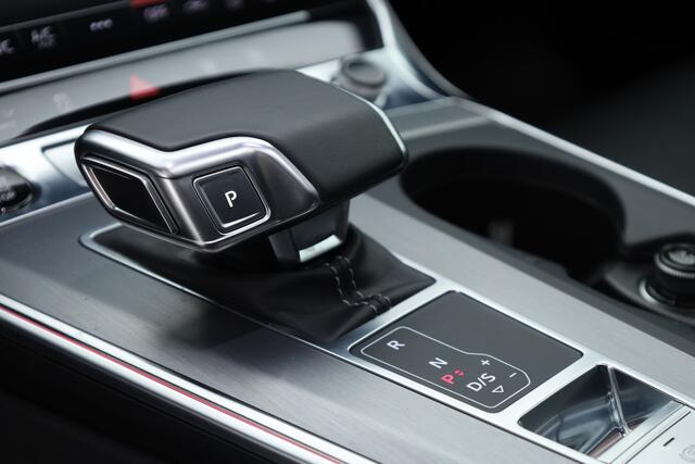 Audi A6 Avant 55 TFSI e quattro S Edition Competition precies zoals de liefhebber hem zoekt | Pano | HUD | Matrix LED | Massage | Stoelventilatie | Elek. Trekhaak | 360cam | 20'' |