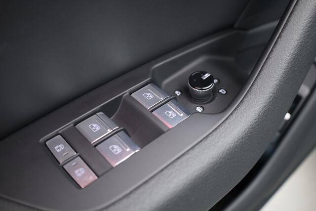 Audi A6 Avant 55 TFSI e quattro S Edition Competition precies zoals de liefhebber hem zoekt | Pano | HUD | Matrix LED | Massage | Stoelventilatie | Elek. Trekhaak | 360cam | 20'' |
