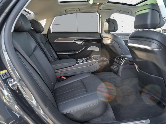 Audi A8 60 TFSI e quattro Lang Panoramadak ACC Bang en Olufsen Head-Up Stoelkoeling Massage 20 Inch