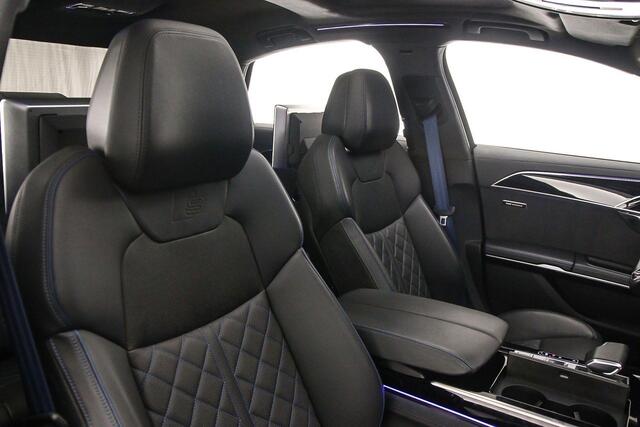 Audi A8 60 TFSI e quattro | Pano | B&O | Audi Exclusive | Head Up | 4-Wielbesturing | Entertainment | HD-Matrix | ACC | 360Cam | S-Line | Leder | Trekhaak | 21 inch | Massage |