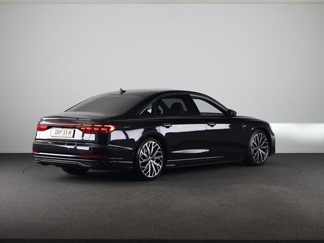 Audi A8 60 TFSI e quattro Lang 462pk |Panoramdak | Head Up display | Ventilatie + massage voor en achter | B&O | Luchtvering