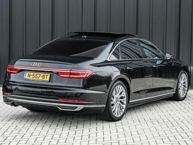 Audi A8 55 TFSI quattro Pro Line Plus 55 TFSI QUATTRO PRO LINE PLUS | LUCHTVERING | STANDKACHEL | VIRTUAL COCKPIT | LUCHTVERING | ADAPTIVE CRUISE | STOELVERWARMING EN -VENTILATIE | MASSAGE | 360 CAMERA | PANORAMADAK | LED | STUURVERWARMING | HEAD-UP | AMBIANCE IN