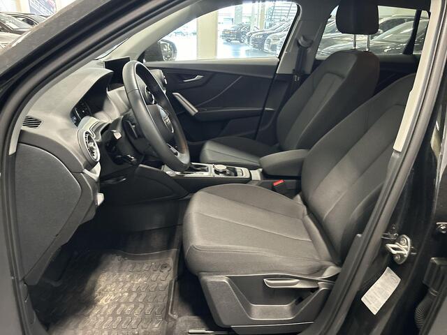 Audi Q2 35 Tfsi 150pk S-tronic Advanced edition · Apple/Android Car Play · Camera · Keyless · Navi · P-Sensoren · 17'' Inch ·