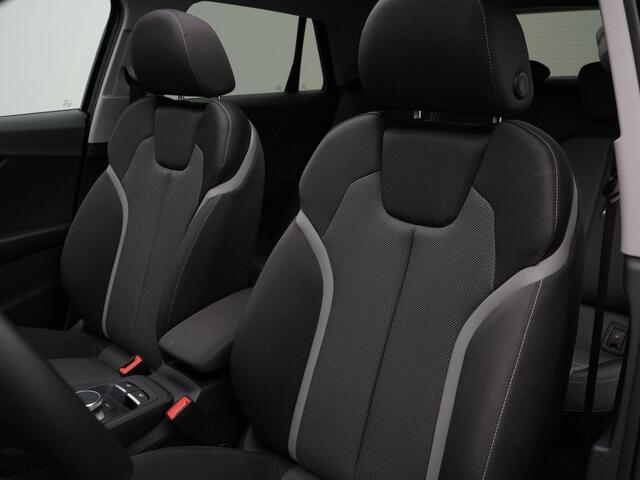 Audi Q2 S Edition 35 TFSI 150 pk S-tronic | Matrix LED | Camera | Stoelverwarming | Cruise Control | 18 inch