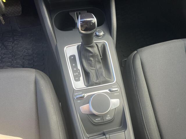 Audi Q2 35 Tfsi 150pk S-tronic Pro Line · Apple/Android Car Play · Navi · P-Sensoren · Cruise Control · 16'' Inch ·