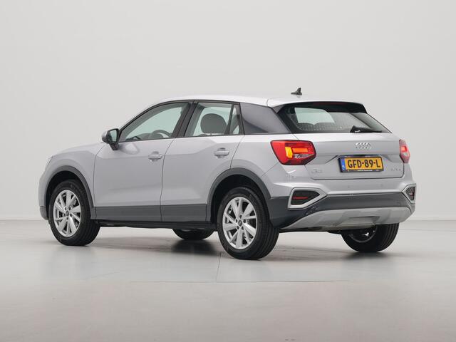 Audi Q2 30 TFSI 110pk Advanced edition Navigatie Camera Trekhaak Stoelverwarming Elek. kofferklep DAB