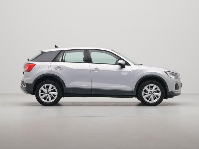 Audi Q2 30 TFSI 110pk Advanced edition Navigatie Camera Trekhaak Stoelverwarming Elek. kofferklep DAB