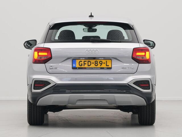Audi Q2 30 TFSI 110pk Advanced edition Navigatie Camera Trekhaak Stoelverwarming Elek. kofferklep DAB