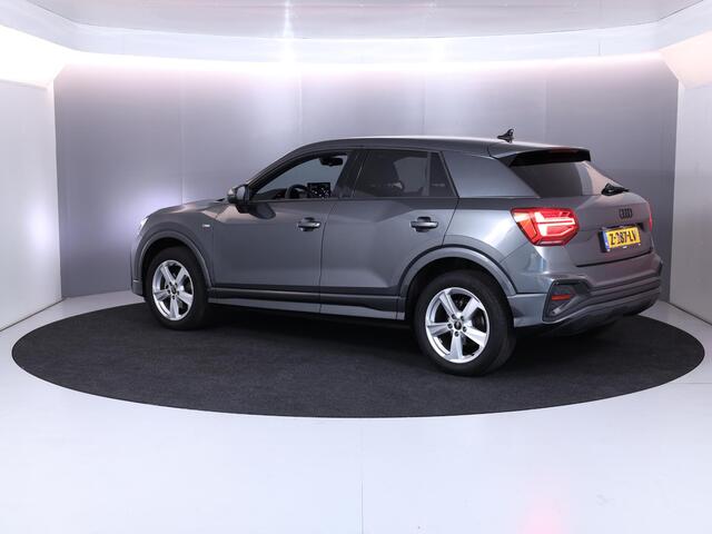 Audi Q2 35 TFSI S Edition 150 pk S-tronic | Verlengde garantie | Navigatie met Touchscreen | Parkeersensoren achter | Adaptieve cruise control | Matrix LED koplampen | S-line |
