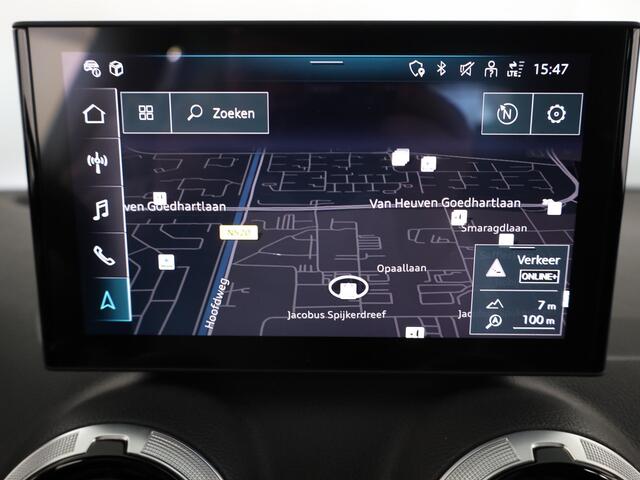 Audi Q2 35 TFSI S Edition 150 pk S-tronic | Verlengde garantie | Navigatie met Touchscreen | Parkeersensoren achter | Adaptieve cruise control | Matrix LED koplampen | S-line |