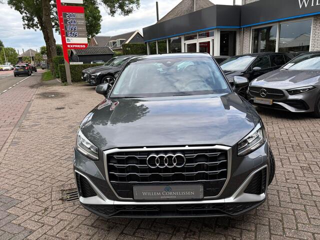 Audi Q2 35 TFSI Aut S-Line LED Camera Virtual Cockpit