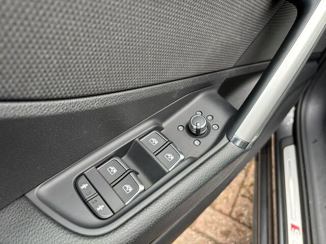 Audi Q2 35 TFSI Aut S-Line LED Camera Virtual Cockpit