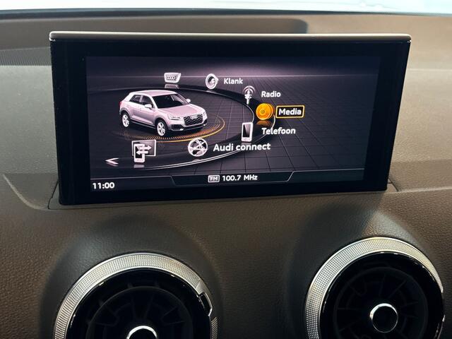 Audi Q2 35 150pk TFSI S Edition Optiekpakket zwart plus / Matrix-led en ledachterlichten / Parkeerhulp plus