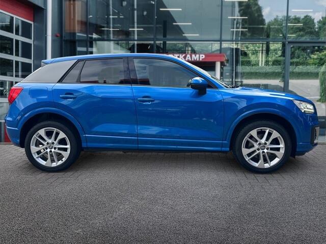 Audi Q2 1.4 TFSI S-TRONIC SPORT CAMERA/NAVI/ACC/HUD/E-KLEP