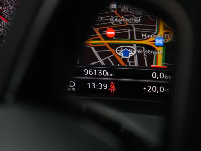 Audi Q2 35 TFSI 150 pk S-tronic epic | Milano leder | Navigatie | Stoelverwarming | Parkeersensoren voor/achter