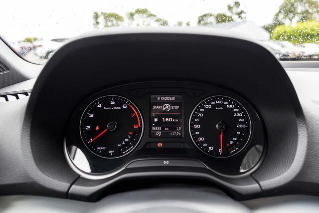 Audi Q2 30 TFSI epic | LED | NL Auto | Stoelverw.