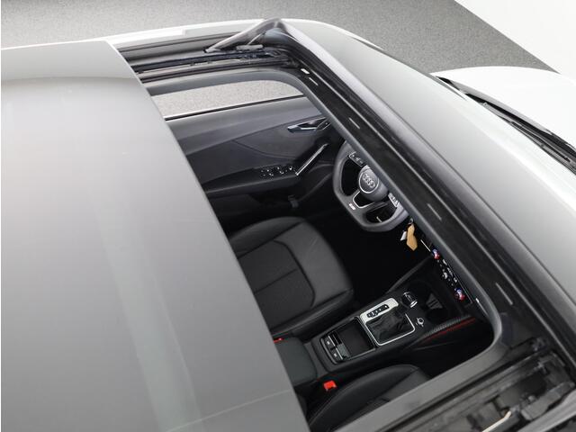 Audi Q2 35 TFSI S Edition 150 pk S-tronic | Verlengde garantie | Navigatie | Panoramadak | Parkeersensoren achter | Adaptieve cruise control | S-Line |
