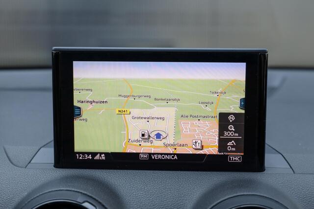 Audi Q2 30 TFSI Aut7 S-Line ? Pano ? LED ? Stoelverwarming