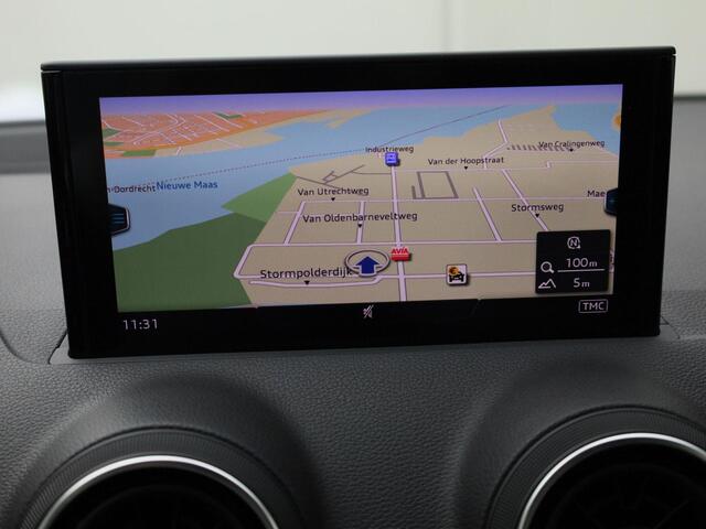 Audi Q2 35 TFSI/150PK Pro Line · Navigatie · Parkeersensoren · App connect