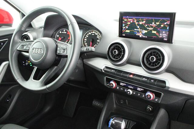 Audi Q2 30 TDI 116pk S-Tronic S Edition Trekhaak Navi Clima Matrix Carplay Keyless Stoelverwarming PDC