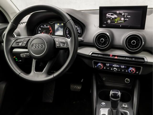 Audi Q2 35 TFSI Sportline 150Pk Automaat (NIEUW MODEL, APPLE CARPLAY, GROOT NAVI, CAMERA, CLIMATE, ADAPTIVE CRUISE, STOELVERWARMING, KEYLESS, SPORTSTOELEN, GETINT GLAS, MATRIX LED KOPLAMPEN, NIEUWSTAAT)
