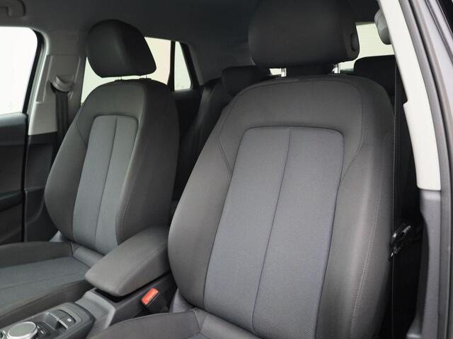 Audi Q2 35 TFSI/150PK Pro Line · Navigatie · Parkeersensoren · App connect