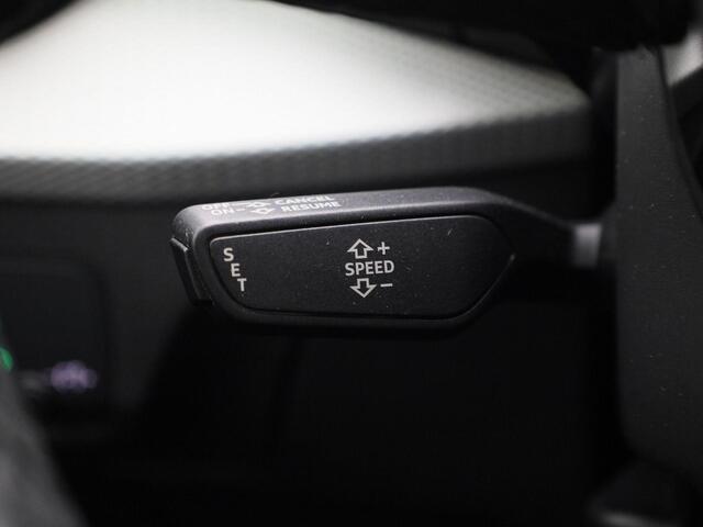 Audi Q2 35 TFSI/150PK Pro Line · Navigatie · Parkeersensoren · App connect