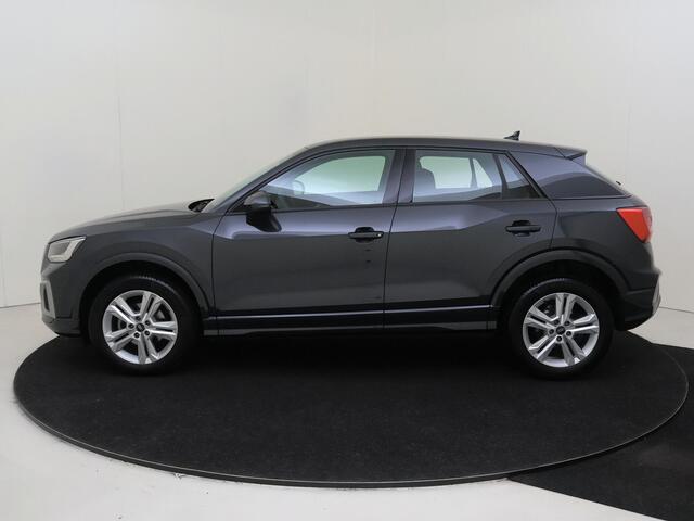 Audi Q2 35 TFSI Advanced edition | Achteruitrijcamera | Stoelverwarming | CarPlay | Adaptieve cruise control | Elektrisch inklapbare buitenspiegels | Parkeersensoren | Draadloze telefoonlader |