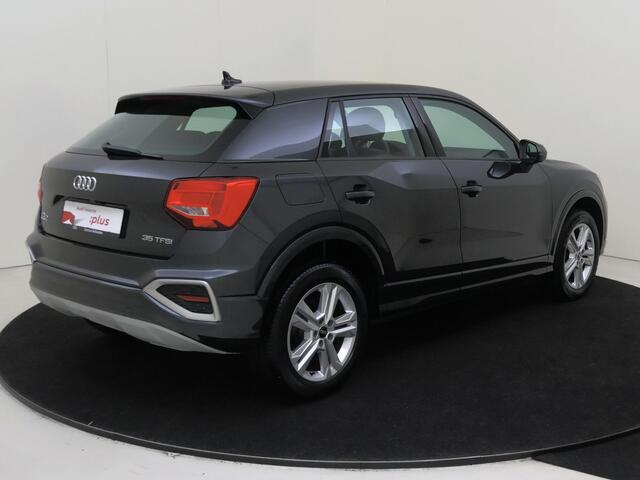Audi Q2 35 TFSI Advanced edition | Achteruitrijcamera | Stoelverwarming | CarPlay | Adaptieve cruise control | Elektrisch inklapbare buitenspiegels | Parkeersensoren | Draadloze telefoonlader |