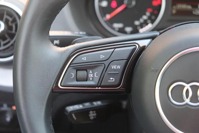 Audi Q2 35 TFSi 150pk S-Tronic S Edition | S Line | Navi | App Connect | Climate | Keyless | Elektrische Achterklep | Stoelverwarming | Camera | PDC
