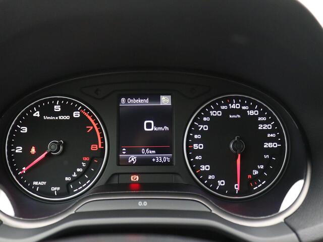 Audi Q2 30 TFSI Pro Line 110PK Clima, Cruise Controle, Parkeersensoren achter, Navi via Apple Carplay/Android Auto, 16" LM Velgen