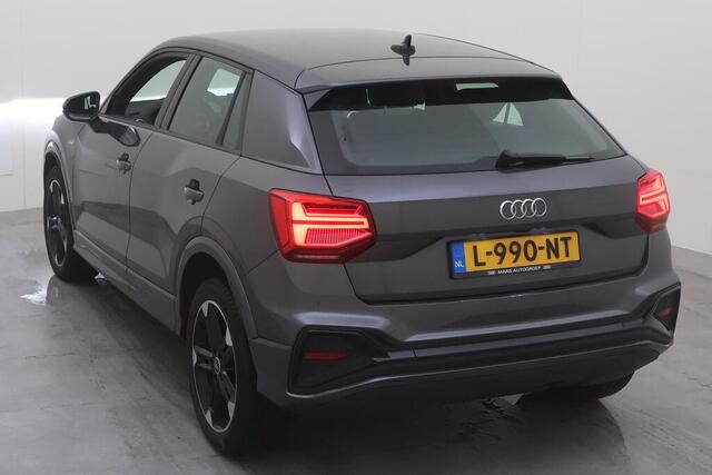 Audi Q2 35 TFSI 150pk S-Tronic S Edition / S-line Interieur & Exterieur / LED / Navigatie / Camera / Clima / Donker Glas / 18" LMV