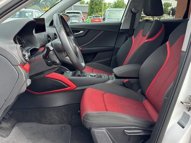 Audi Q2 1.5 TSI SPORT PANO-DAK/TREKHAAK/NAVI/PDC/CRUISE/STOELVERW