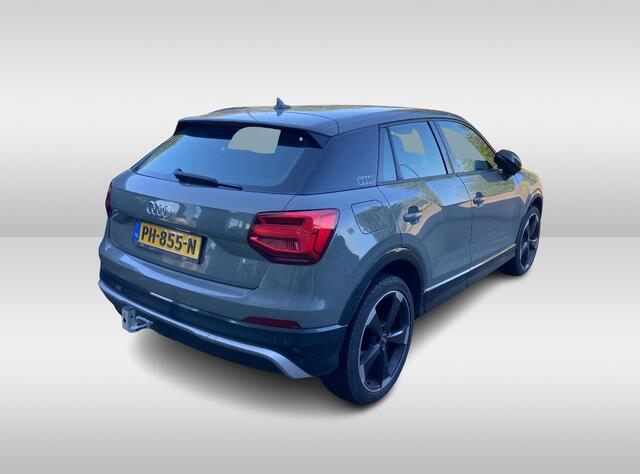 Audi Q2 1.4 TFSI CoD Launch Edition / Trekhaak / Navigatie / Parkeerhulp V+A / 19'' / Sfeerverlichting / LED Koplampen / Half leder / DAB / Cruise Control
