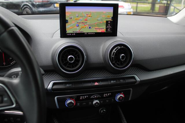 Audi Q2 1.4 TFSI CoD Launch Edition / Trekhaak / Navigatie / Parkeerhulp V+A / 19'' / Sfeerverlichting / LED Koplampen / Half leder / DAB / Cruise Control