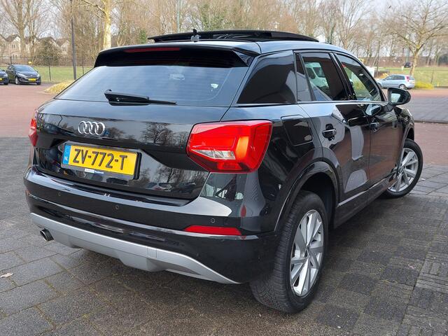 Audi Q2 30 TFSI 116pk Sport | Origineel NL | Navi | Clima | Cruise | Panorama Schuifdak | Pdc | Licht+Regensensor | Sportstoelen | Privacy Glass | 17''lm