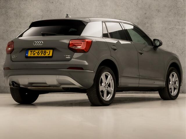 Audi Q2 1.0 TFSI Sport (GROOT NAVI, CLIMATE, CAMERA, GETINT GLAS, SPORTSTOELEN, LM VELGEN, PARKEERSENSOREN, CRUISE, NIEUWE APK, NIEUWSTAAT)