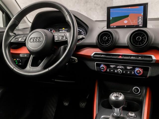 Audi Q2 1.0 TFSI Sport (GROOT NAVI, CLIMATE, CAMERA, GETINT GLAS, SPORTSTOELEN, LM VELGEN, PARKEERSENSOREN, CRUISE, NIEUWE APK, NIEUWSTAAT)