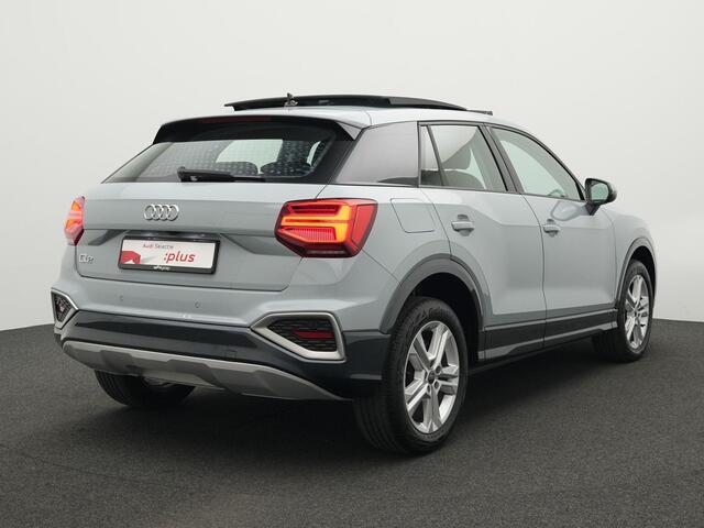 Audi Q2 1.0 30 TFSI 110 pk Advanced edition | Panoramadak | LED koplampen | Achteruitrijcamera | Side Assist | Cruise control | 17 inch